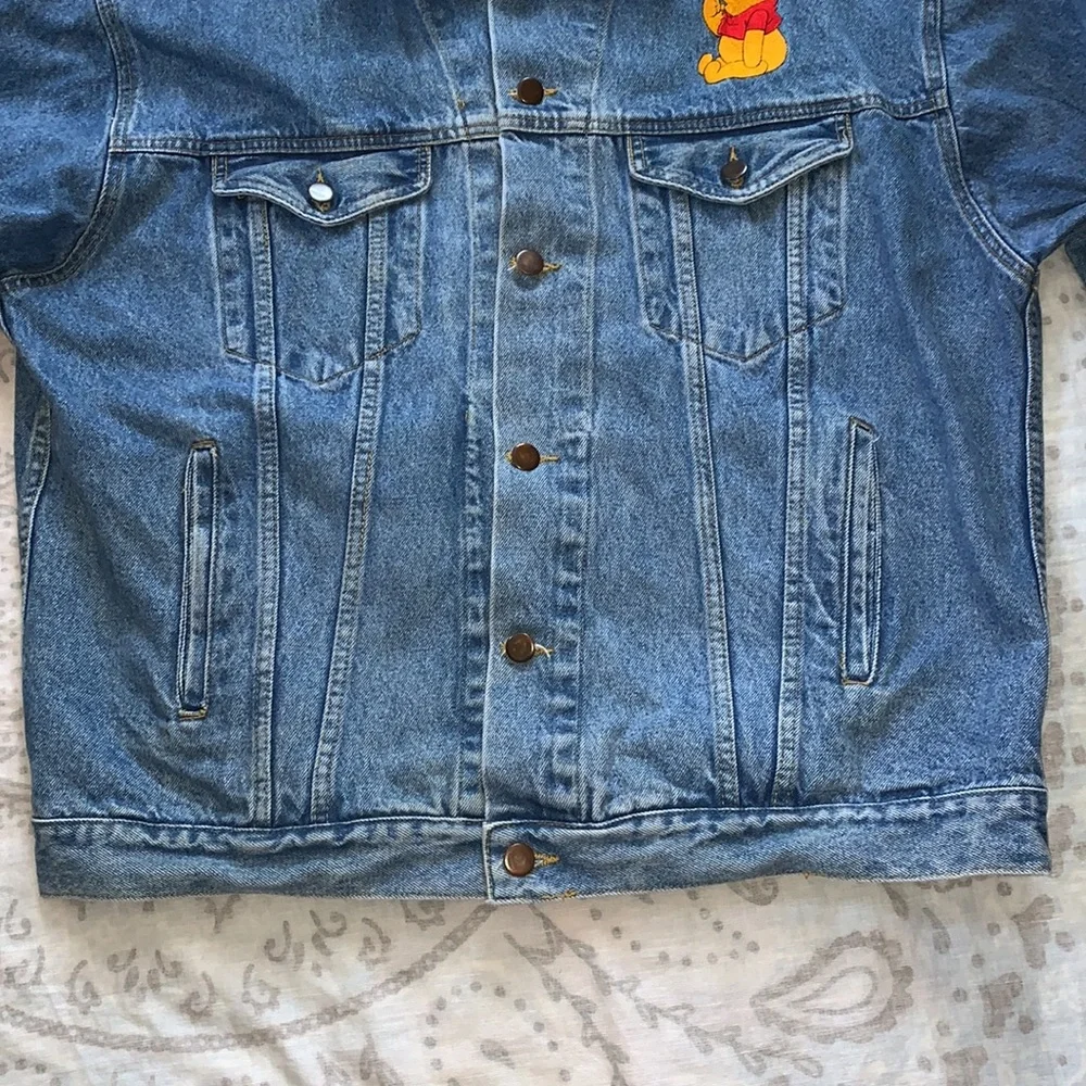 Vintage Disney Winnie The Pooh & Bee Embroidered Denim Jean Jacket Sz Large - Picture 6 of 11